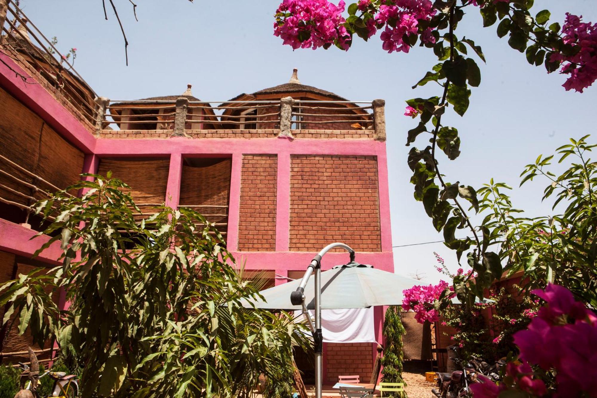 Residence Hotel Lwili Ouagadougou Exterior foto