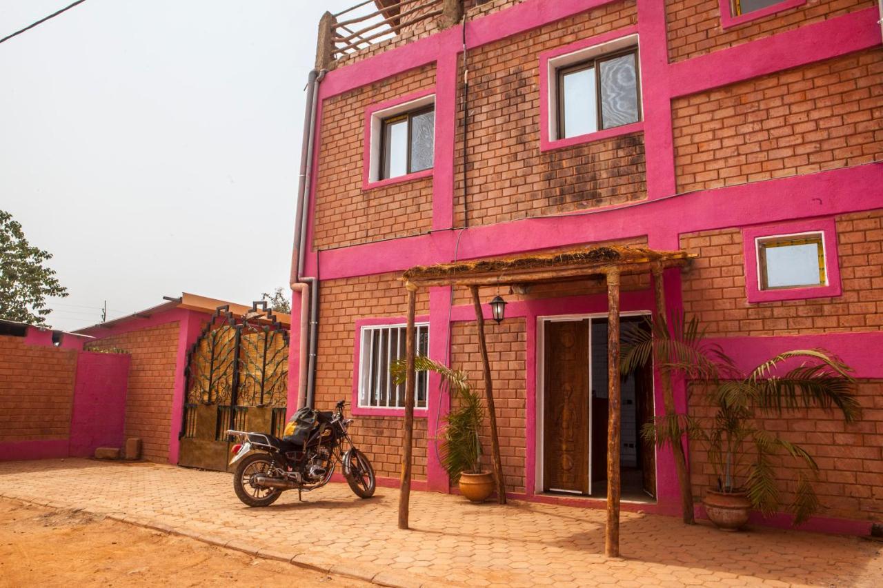 Residence Hotel Lwili Ouagadougou Exterior foto